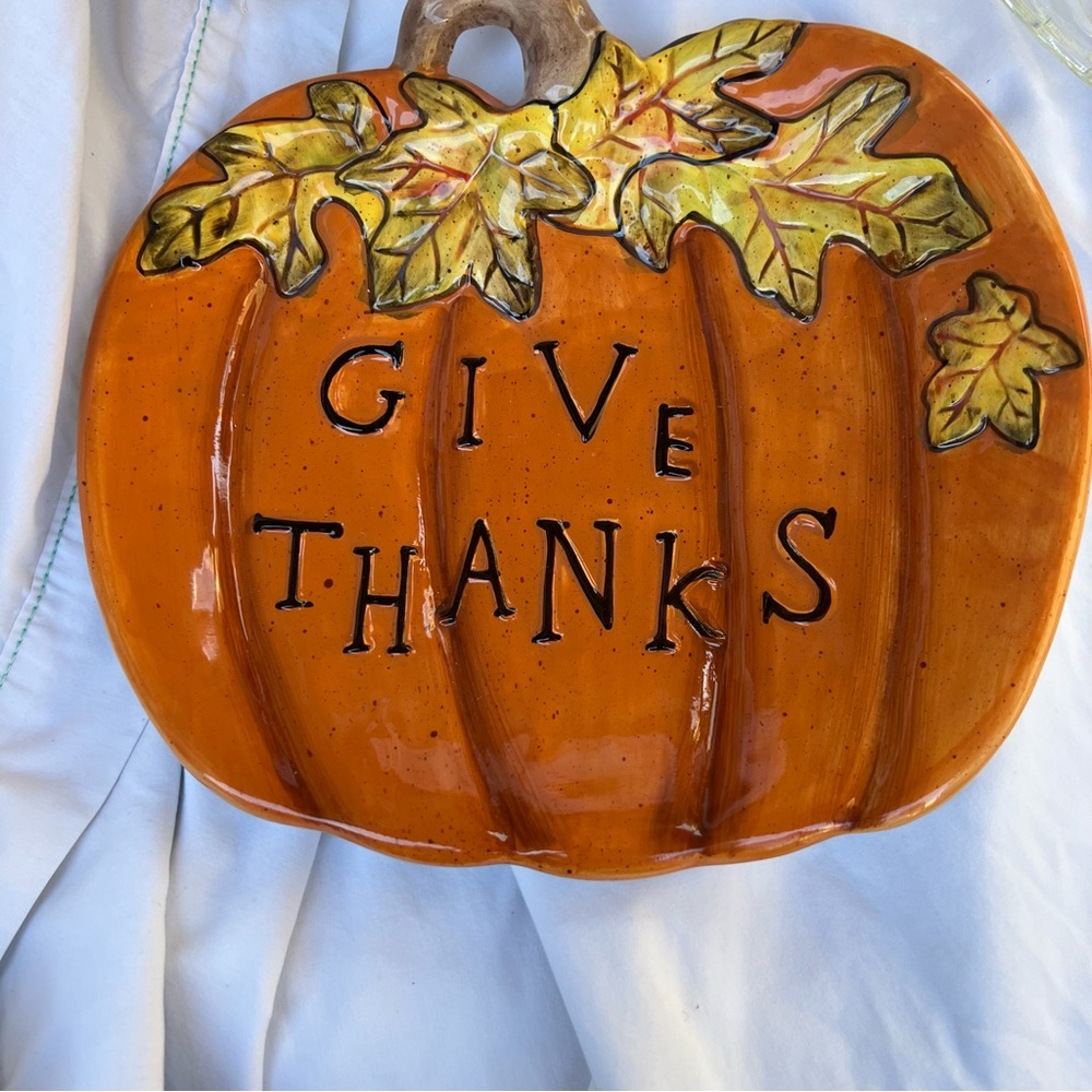 "Give Thanks " Pumpkin Shaped Fall Serving Plate, Food Safe Fall Country‎ Decor